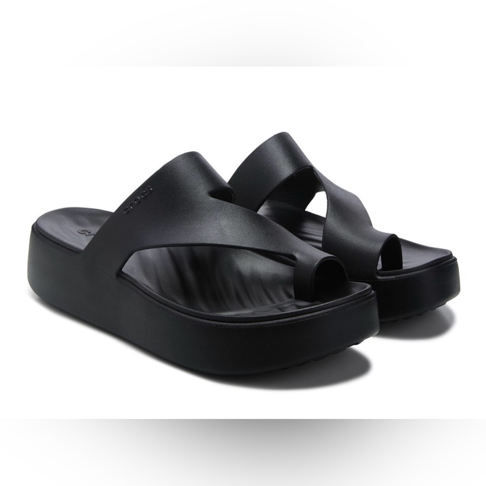 CROCS Women's Getaway Toe Loop Platform Sandal Black Size 8 - Picture 1 of 8